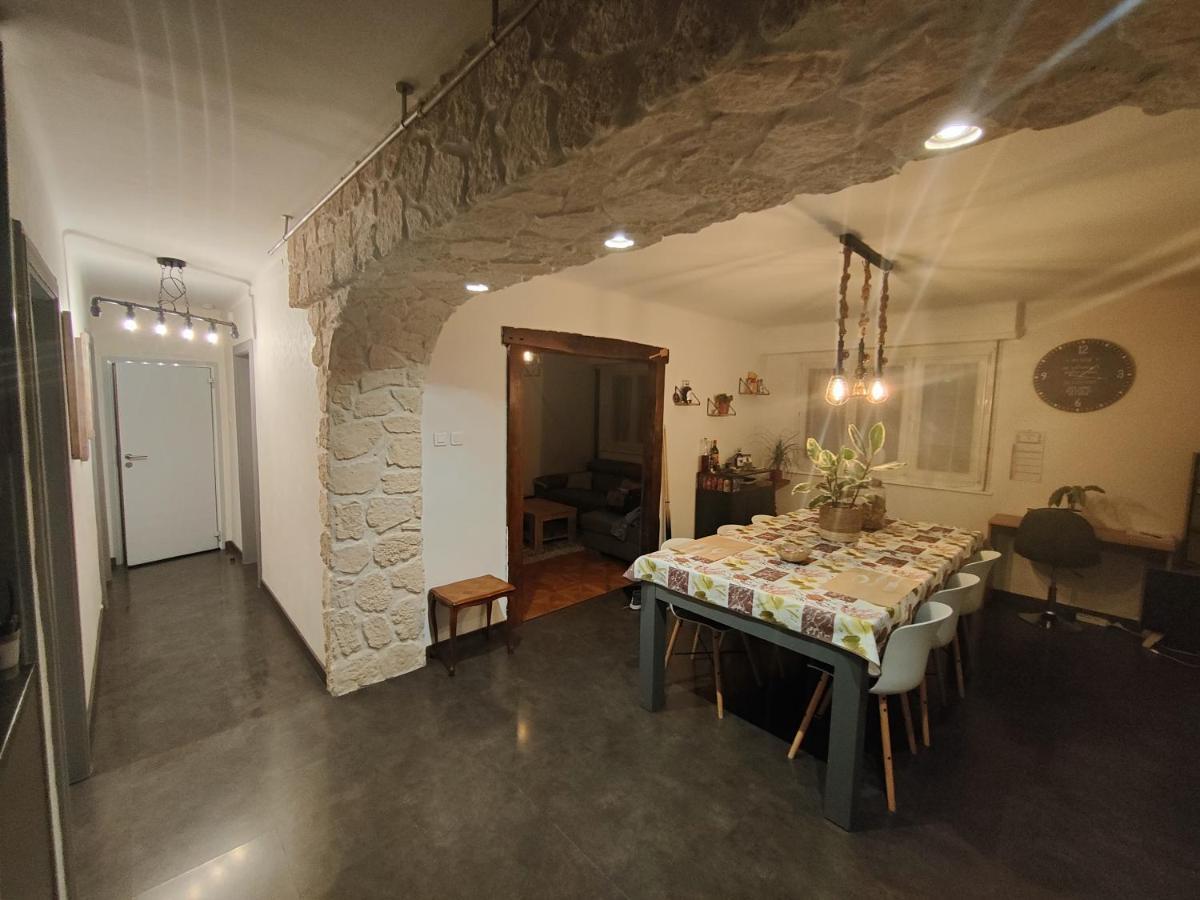 Tres Grand Appartement De 76M2 A Straatsburg Buitenkant foto
